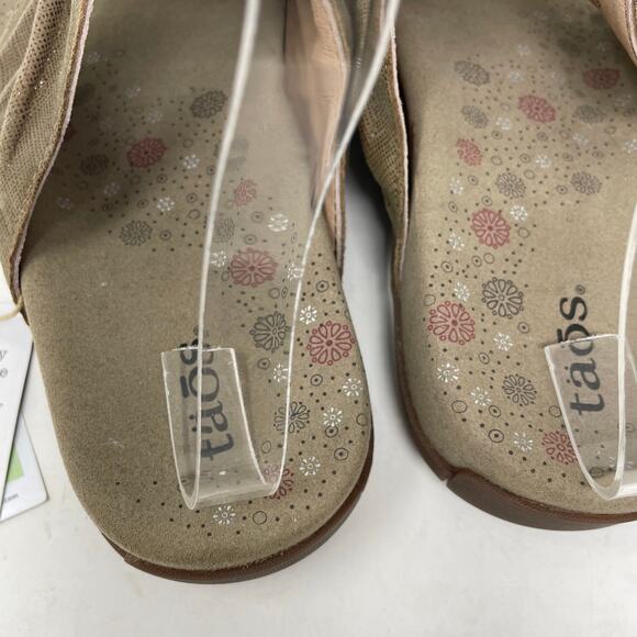 Taos Gift 2 Ruched Leather Comfort Shoes Sandals Metallic Tan Taupe women 10 New - Picture 10 of 15